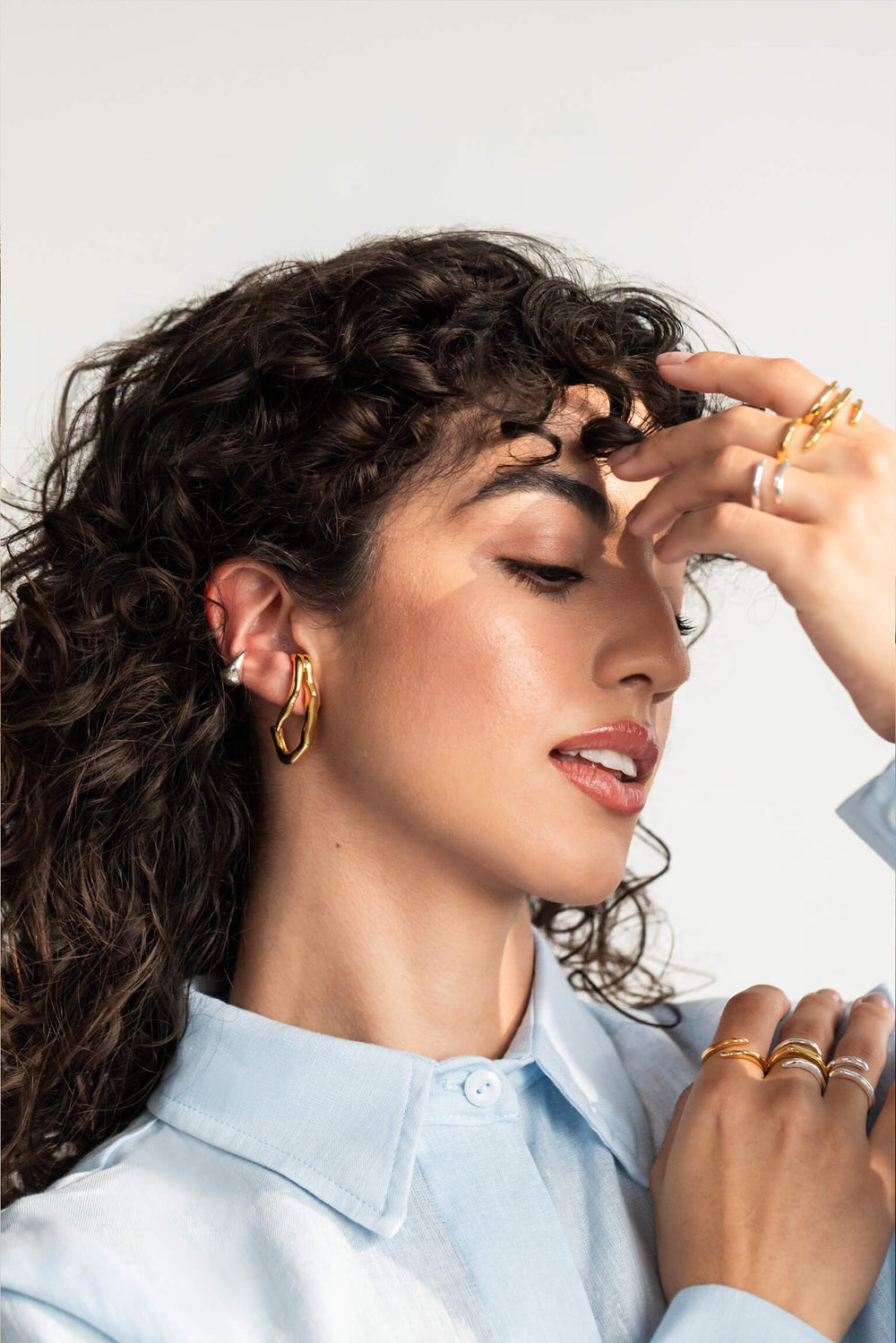 Earhook no dourado